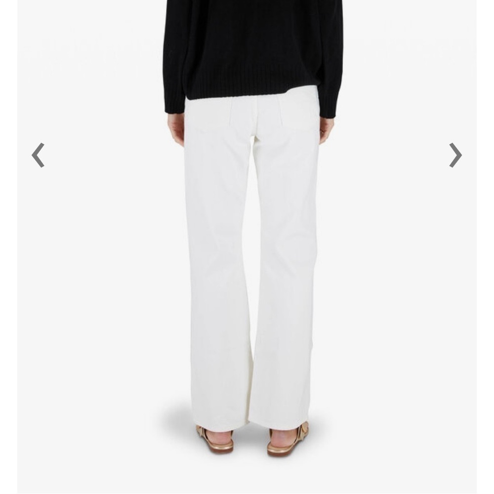 NILI LOTAN Juliet Cream wash button fly jeans - Picture 2 of 12